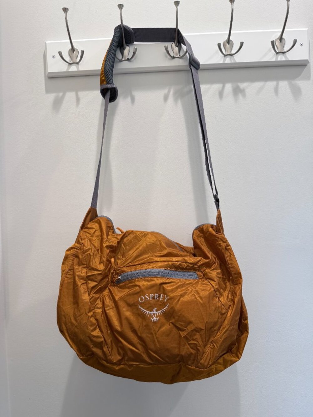 EUC Osprey Ultralight Stuff Duffel Packable 30L Orange - Picture 4 of 5